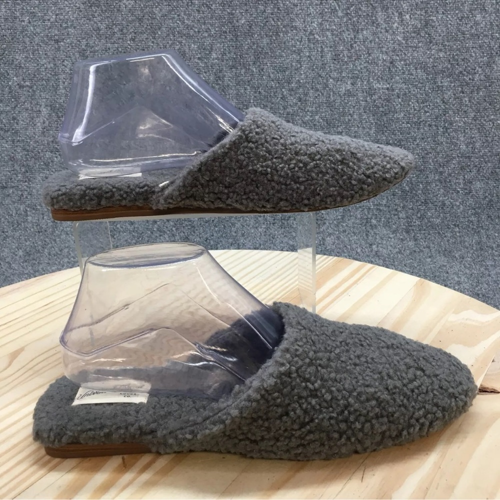 Universal Thread Slippers Womens 7.5 Margot Mules Gray Faux Fur Comfort Slip On - Picture 4 of 16